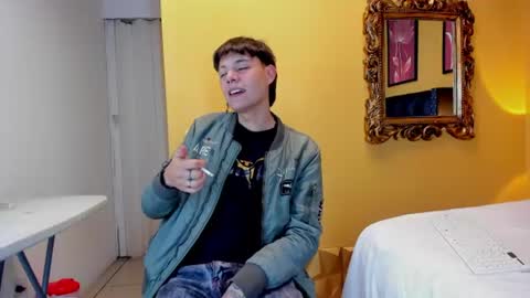 luckk_ online show from July 15, 2026, 5:02 am