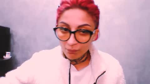 lucky_denizz online show from November 30, 2025, 8:51 am