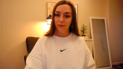 lucky_foryou_baby online show from December 16, 2024, 9:57 am