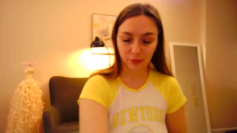 lucky_foryou_baby online show from January 3, 2025, 5:28 am