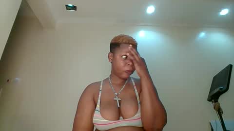 Snapshot of lucky_joy chatting on April 9, 2026, 12:43 pm Lucky joy online show from April 9, 2026, 12:43 pm