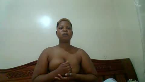 Snapshot of lucky_joy chatting on April 19, 2026, 9:28 pm Lucky joy online show from April 19, 2026, 9:28 pm