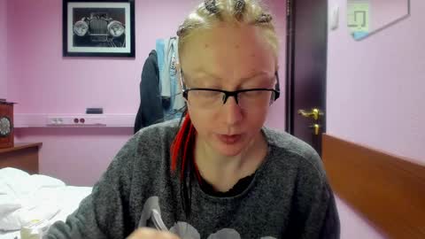 Snapshot of lucky_licky20 chatting on February 24, 2025, 6:05 am lucky_licky20 online show from February 24, 2025, 6:05 am