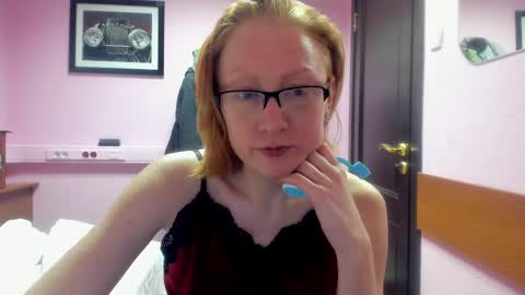 Snapshot of lucky_licky20 chatting on February 26, 2025, 6:04 am lucky_licky20 online show from February 26, 2025, 6:04 am