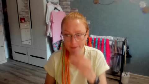 Snapshot of lucky_licky20 chatting on October 2, 2025, 2:18 am lucky_licky20 online show from October 2, 2025, 2:18 am