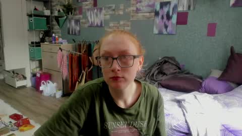 lucky_licky20 online show from May 9, 2026, 3:23 am