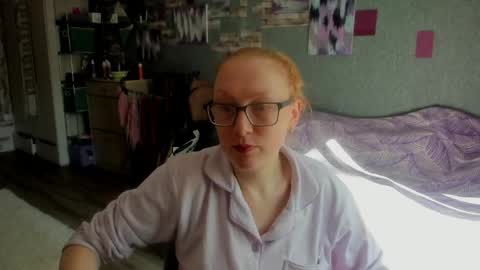 lucky_licky20 online show from May 11, 2026, 2:28 am