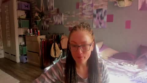 lucky_licky20 online show from May 27, 2026, 1:46 am