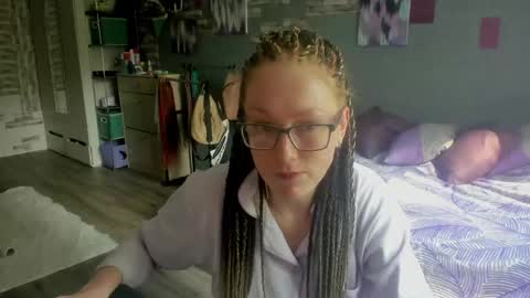 lucky_licky20 online show from May 29, 2026, 2:42 am