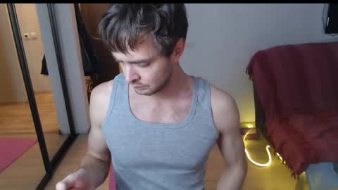 Snapshot of lucky_swimmer chatting on December 2, 2025, 4:40 am Iron Jhon online show from December 2, 2025, 4:40 am