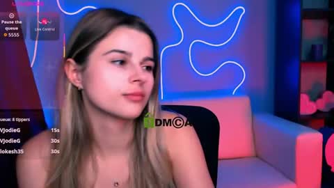 Snapshot of luckybabymeow chatting on June 22, 2026, 3:25 am Mila Sweetheart online show from June 22, 2026, 3:25 am