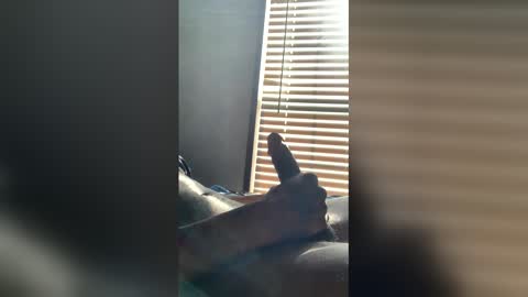 Snapshot of luckyfeet777 chatting on February 13, 2026, 6:15 pm luckyfeet777 online show from February 13, 2026, 6:15 pm