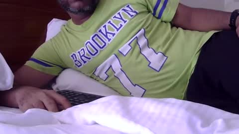 Snapshot of luckyfinalone chatting on October 11, 2025, 1:20 pm luckyfinalone online show from October 11, 2025, 1:20 pm