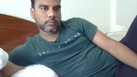 Snapshot of luckyfinalone chatting on October 12, 2025, 6:07 pm luckyfinalone online show from October 12, 2025, 6:07 pm