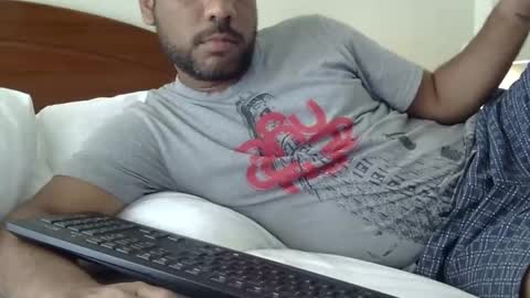 Snapshot of luckyfinalone chatting on October 25, 2025, 8:25 pm luckyfinalone online show from October 25, 2025, 8:25 pm