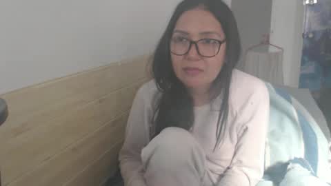 angelisa online show from November 24, 2025, 9:09 am