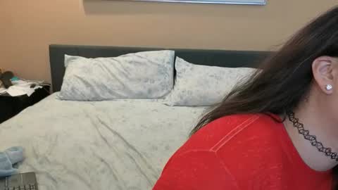 luckylee1992 online show from May 12, 2026, 4:09 am