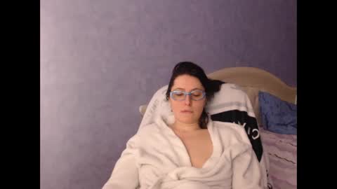 luckylinda23 online show from February 20, 2025, 4:36 pm