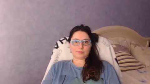 luckylinda23 online show from March 2, 2025, 5:14 pm