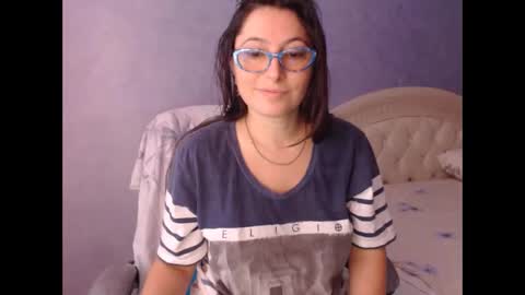 luckylinda23 online show from November 20, 2025, 10:26 am
