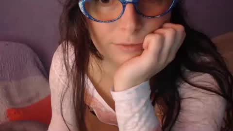luckylinda23 online show from February 9, 2026, 4:22 pm