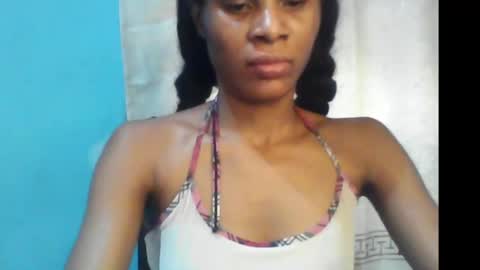 Snapshot of luckymadequeen chatting on January 1, 2025, 1:37 pm Gloria online show from January 1, 2025, 1:37 pm