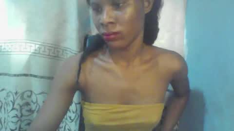 Snapshot of luckymadequeen chatting on September 20, 2025, 6:25 am Gloria online show from September 20, 2025, 6:25 am