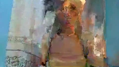 Snapshot of luckymadequeen chatting on December 23, 2025, 6:44 am Gloria online show from December 23, 2025, 6:44 am