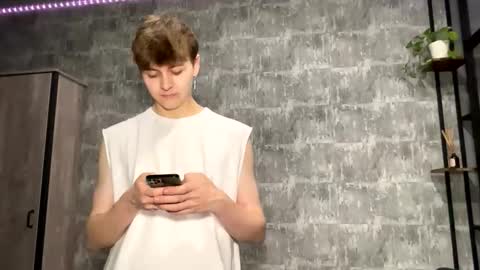 Snapshot of luckymenchik chatting on November 22, 2025, 9:14 pm Ricky online show from November 22, 2025, 9:14 pm