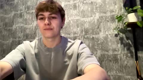 Snapshot of luckymenchik chatting on December 15, 2025, 1:59 pm Ricky online show from December 15, 2025, 1:59 pm