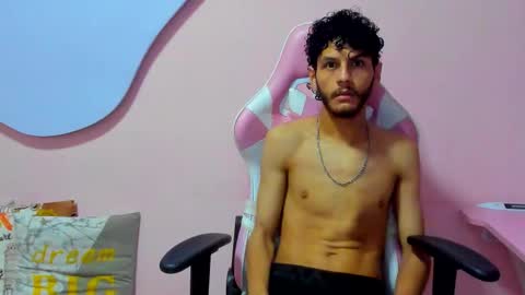 Snapshot of luckysamer chatting on February 19, 2026, 12:01 pm LuckySame online show from February 19, 2026, 12:01 pm