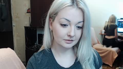 Snapshot of luckyshotgirl chatting on February 20, 2026, 5:46 pm LuckyShot online show from February 20, 2026, 5:46 pm