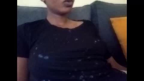 Snapshot of luckystar_19 chatting on March 5, 2025, 12:00 pm luckystar_19 online show from March 5, 2025, 12:00 pm