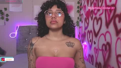 Snapshot of luckyswagson chatting on October 25, 2025, 5:15 am Luanis online show from October 25, 2025, 5:15 am