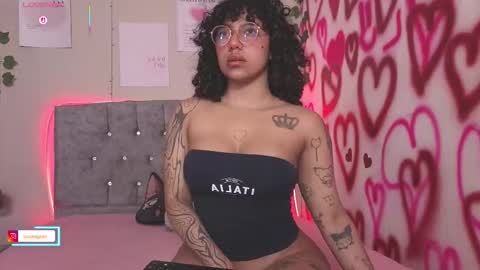 Snapshot of luckyswagson chatting on November 21, 2025, 5:17 am Luanis online show from November 21, 2025, 5:17 am