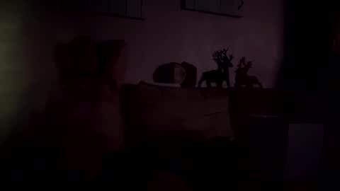 Snapshot of lucrativeladiez chatting on December 15, 2025, 4:28 am Honey Im Home online show from December 15, 2025, 4:28 am