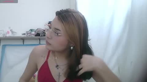 Lucrecia... new accout...OFS LU 21 online show from January 18, 2025, 4:31 pm