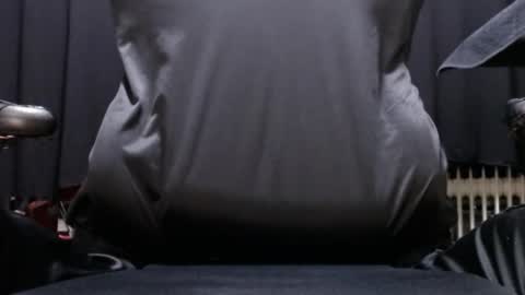 Snapshot of lucretiasissygothic chatting on November 18, 2025, 5:56 am lucretiasissygothic online show from November 18, 2025, 5:56 am