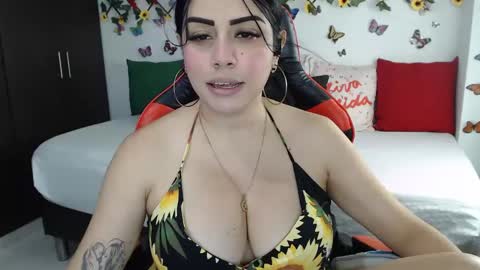 Snapshot of lucy007_ chatting on December 30, 2024, 3:47 am luciana online show from December 30, 2024, 3:47 am