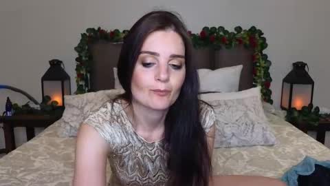 Lucy online show from November 29, 2025, 10:13 pm