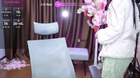 Snapshot of lucy__bb chatting on February 4, 2025, 1:34 am Lucy online show from February 4, 2025, 1:34 am