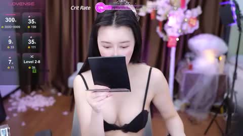 Snapshot of lucy__bb chatting on February 21, 2025, 2:17 am Lucy online show from February 21, 2025, 2:17 am