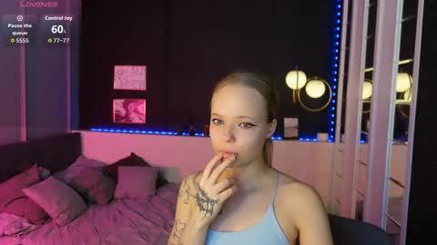 Snapshot of lucy__loy chatting on December 16, 2025, 6:07 am Lucy online show from December 16, 2025, 6:07 am