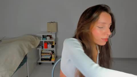 Snapshot of lucy__ray chatting on February 5, 2026, 10:36 pm lucy__ray online show from February 5, 2026, 10:36 pm