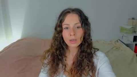 Snapshot of lucy__ray chatting on May 22, 2026, 8:03 pm lucy__ray online show from May 22, 2026, 8:03 pm
