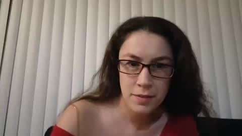 Snapshot of lucy_allison chatting on January 24, 2025, 5:53 am Lucy online show from January 24, 2025, 5:53 am