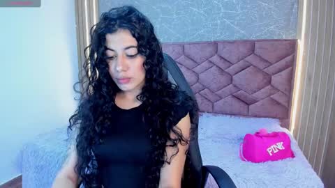 Lucy Greys online show from March 8, 2025, 10:43 am