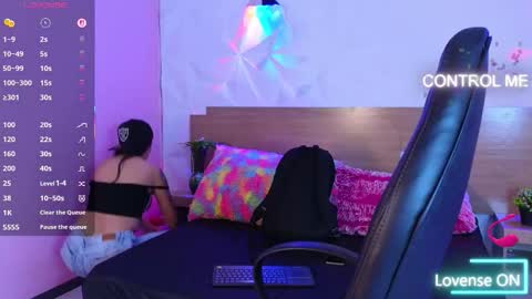 Lucy Greys online show from September 9, 2025, 5:23 pm