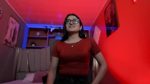 Lucy  online show from October 27, 2025, 12:20 pm