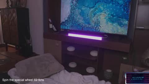 Lucy Alien  online show from December 20, 2024, 12:41 am